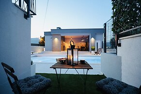 Apartment Holiday Home TiA