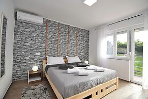 Apartments Plomin