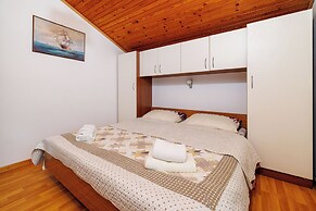 Apartments Nikolina J