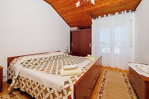 Apartments Nikolina J
