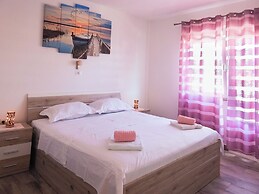 Apartments Nikolina J