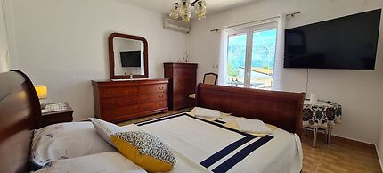 House Karmela