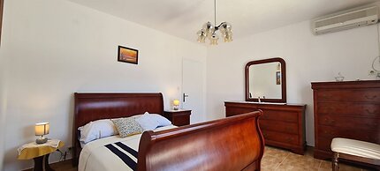 House Karmela