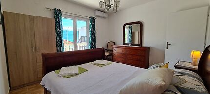 House Karmela