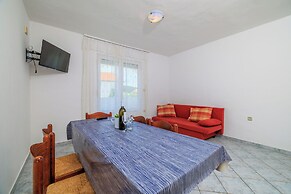 Apartments Milorad M