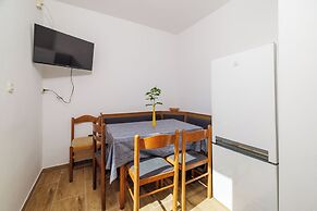 Apartments Milorad M