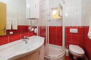 Apartments Ruzica F