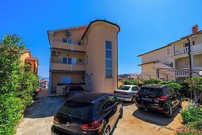 Apartments Ruzica F