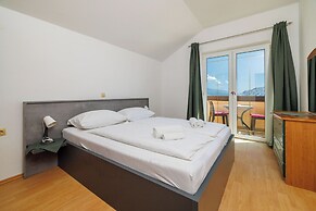 Apartments Ruzica F