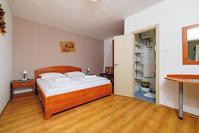 Apartments Ruzica F