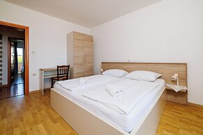 Apartments Ruzica F