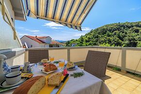 Apartments Mirjana T