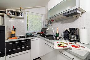 Apartments Mirjana T