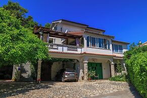 Apartments Mirjana T