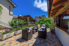 Apartments Mirjana T