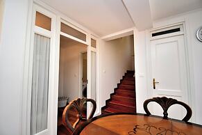 House Iva i Ella