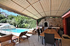House Iva i Ella