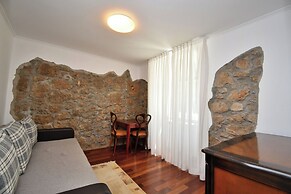 House Iva i Ella