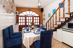 House Brunac With Parking