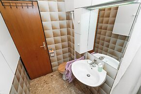 House Brunac With Parking