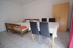 Apartments Rucmarin