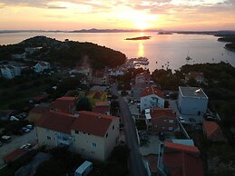 Apartments Rucmarin