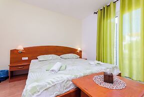 Rooms Mladen P
