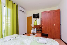 Rooms Mladen P