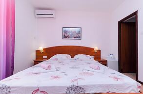 Rooms Mladen P