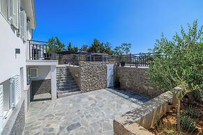 House Scaena