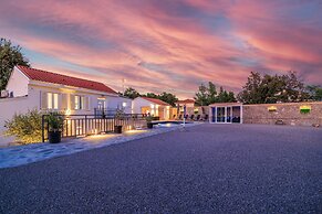 House Scaena