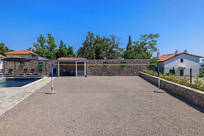 House Scaena