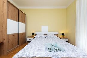 Apartments Antun M