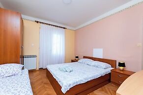 Apartments Antun M