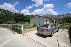House Green Oaza