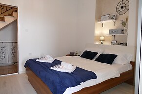 Apartment and Rooms Zora