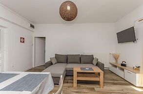 House Sanja