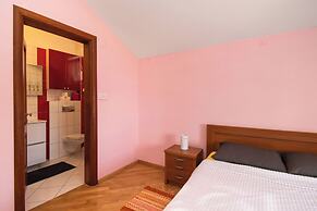 Apartment Villa Zlatna