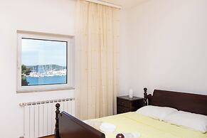 Apartment Villa Zlatna