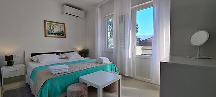 Apartments Pleasures