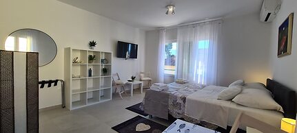 Apartments Pleasures