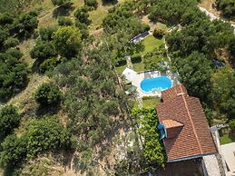 Villa Ela
