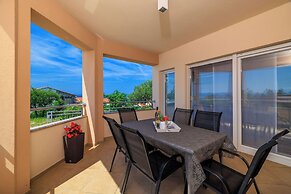 Apartment Ereiz