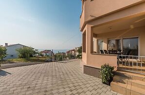 Apartment Ereiz