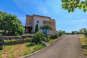 Apartment Ereiz