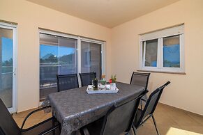 Apartment Ereiz
