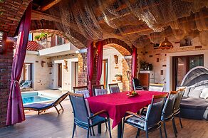 Villa Pamaroka