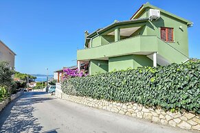 Apartment Burin