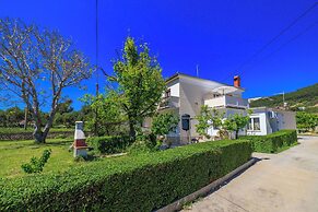 Apartments and Room Petar
