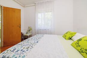Apartments and Room Petar